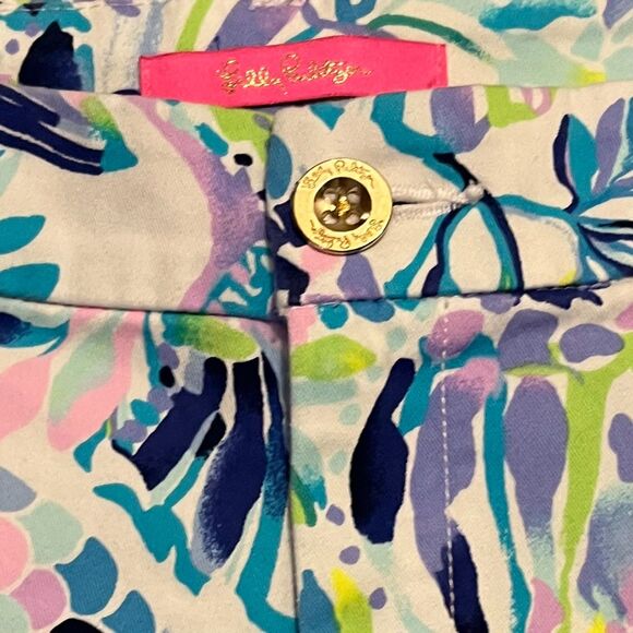 Lilly Pulitzer Callahan Stretch Shorts "Patch My Drift" Chino Style Size 4 - Picture 4 of 8